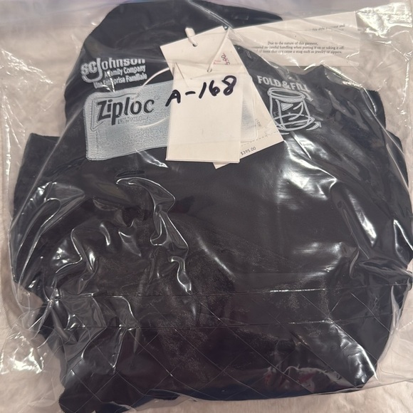 Vince Luxurious Crushed Velvet Button Down Black Blouse Viscose Women's XXS NWT‎ - Picture 8 of 8